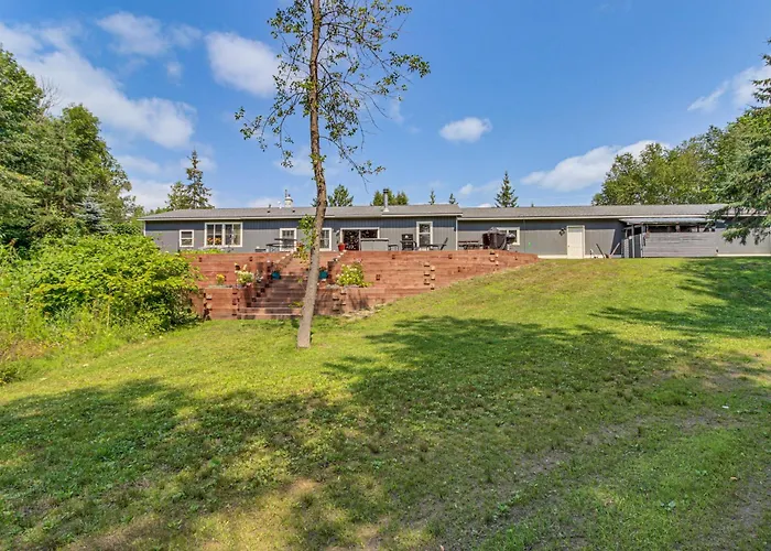 Quiet Lakefront Grand Rapids Cabin On 5 Acres